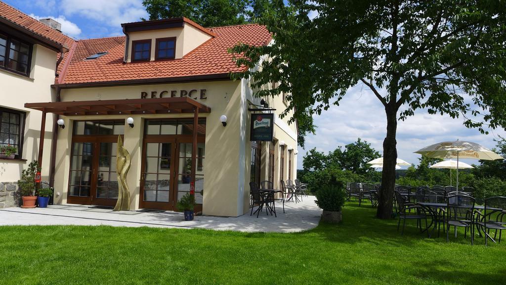 Penzion Fousek Zvíkovské Podhradí Exterior foto